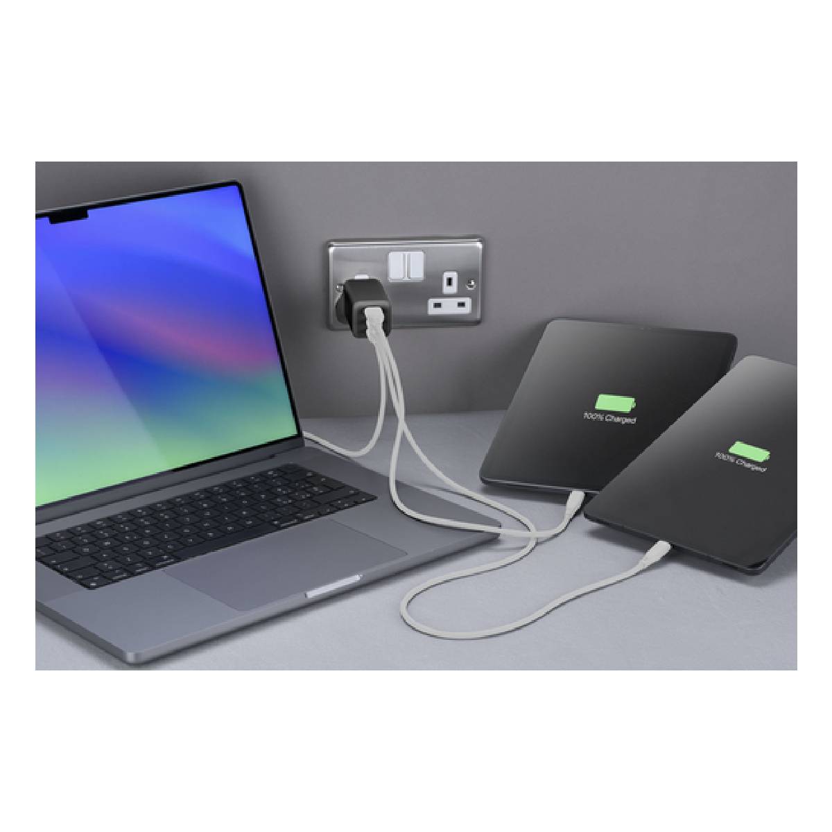 CELLULAR LINE Φορτιστής 3 Θυρών GAN 100 Watts Πρίζα UK, Μαύρο | Cellular-line| Image 2