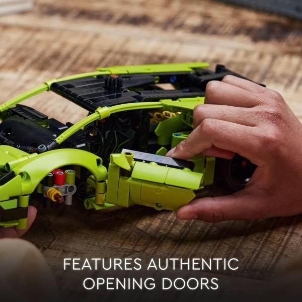 LEGO® Technic: Lamborghini Huracán Tecnica | Lego| Image 4
