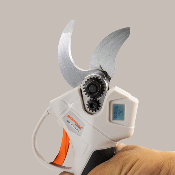 NAKAYAMA EC1250 Cordless Garden Pruner 21V, 2X2.0Ah product image  | image 5
